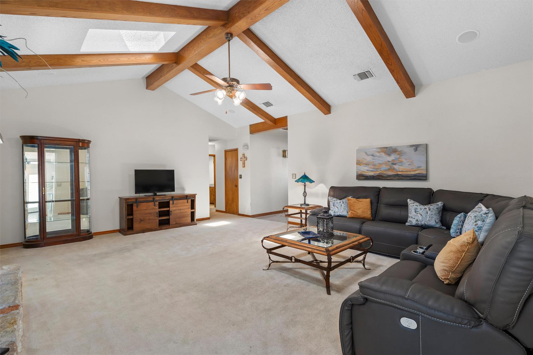 2802 Live Oak St, Round Rock, TX 78681