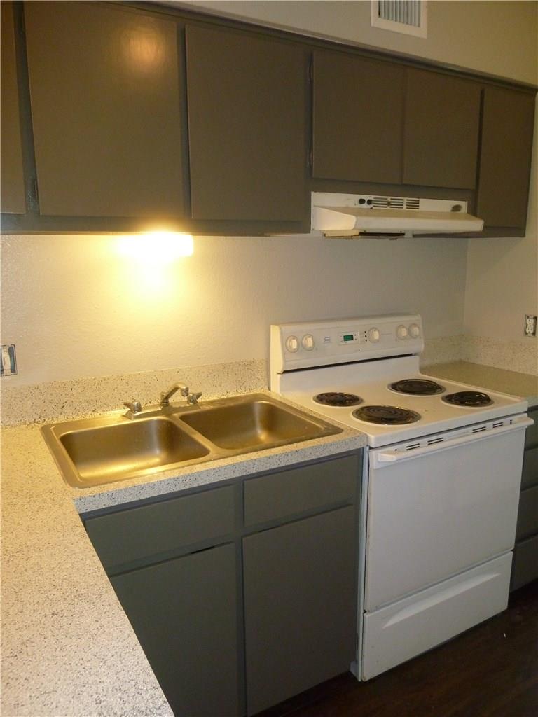 3000 Guadalupe St # 313, Austin, TX 78705