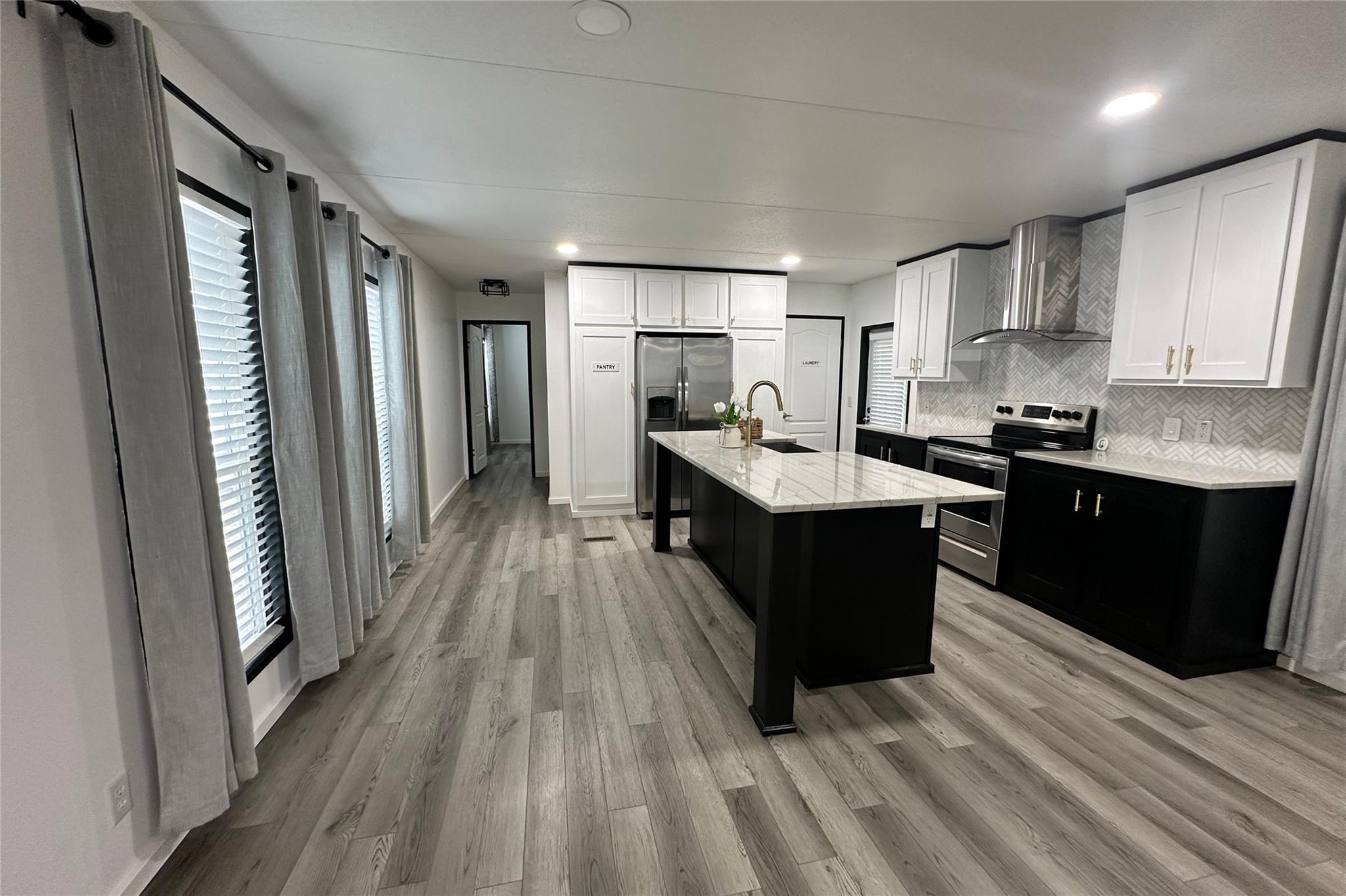 1601 E Slaughter Ln # 464, Austin, TX 78747