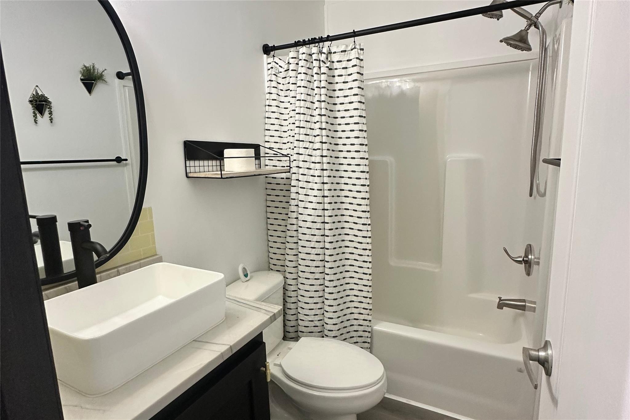 1601 E Slaughter Ln # 464, Austin, TX 78747