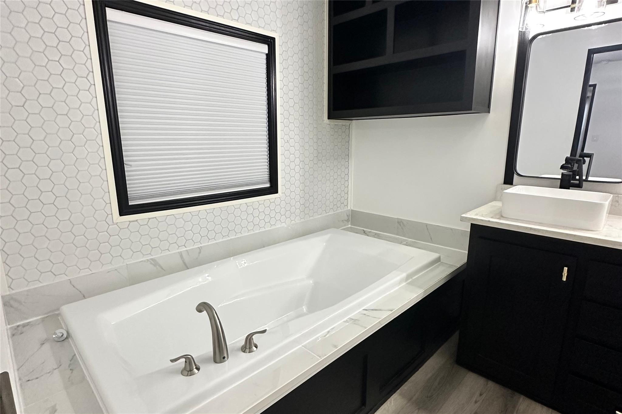 1601 E Slaughter Ln # 464, Austin, TX 78747