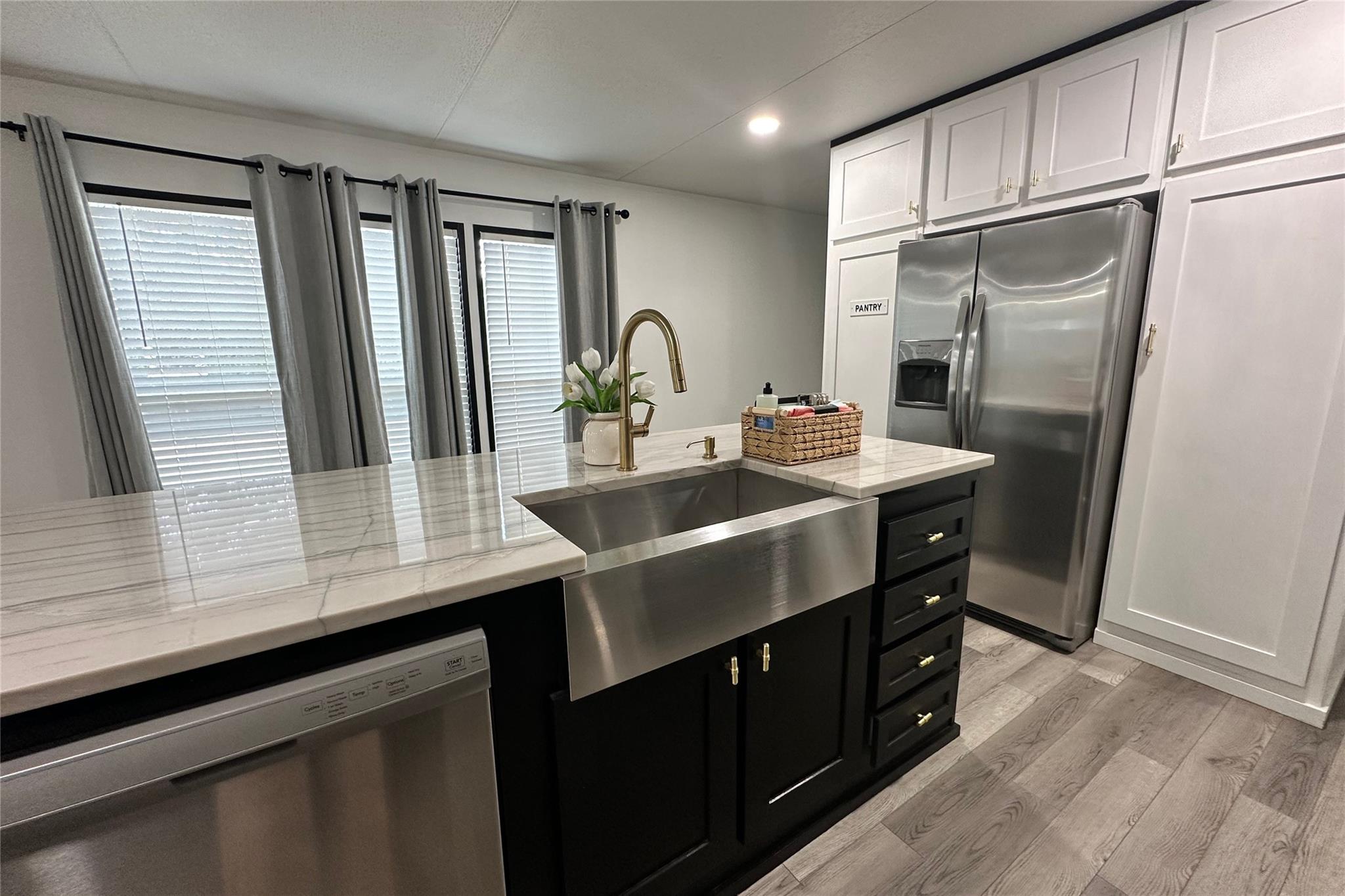 1601 E Slaughter Ln # 464, Austin, TX 78747