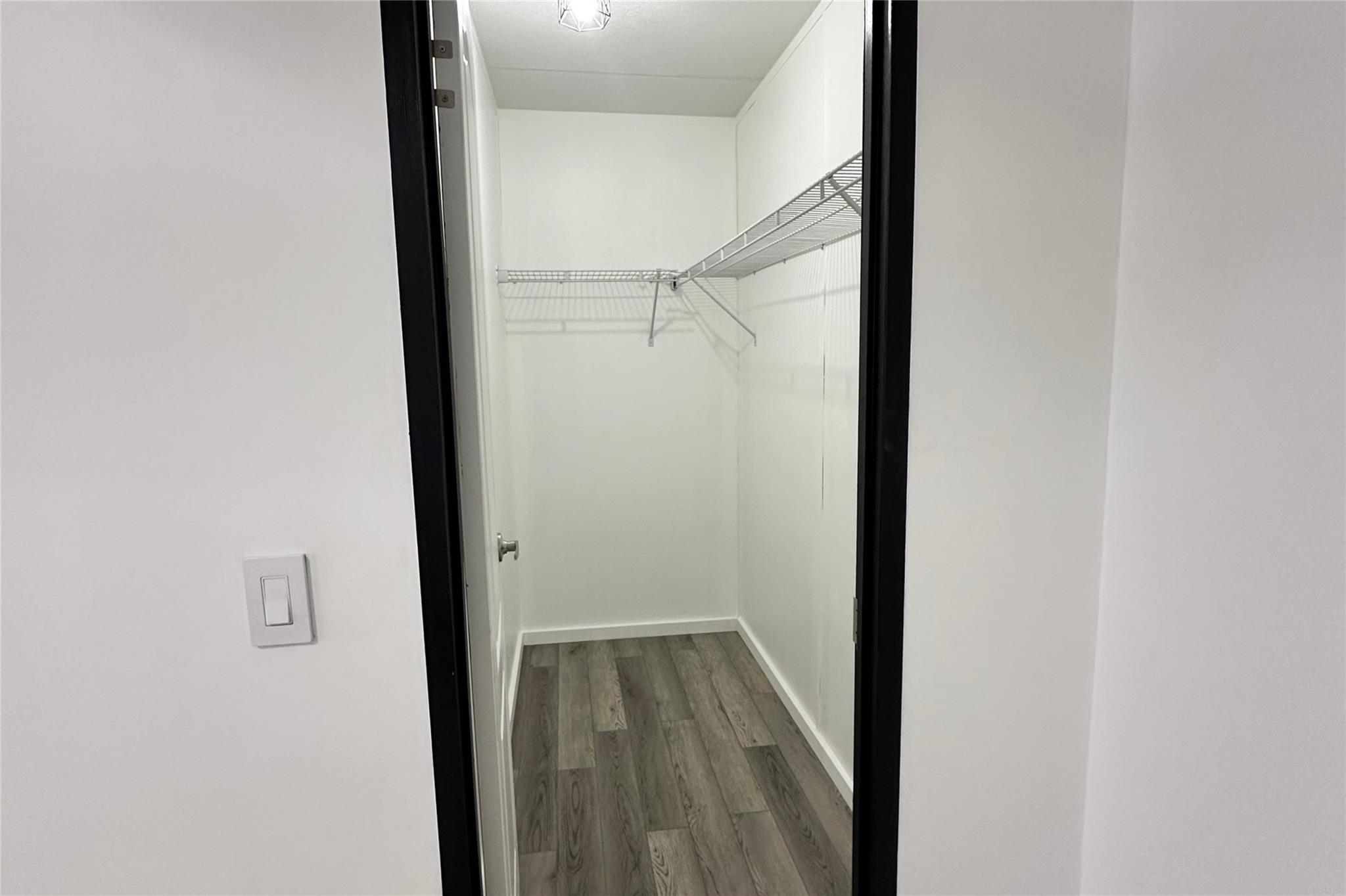 1601 E Slaughter Ln # 464, Austin, TX 78747