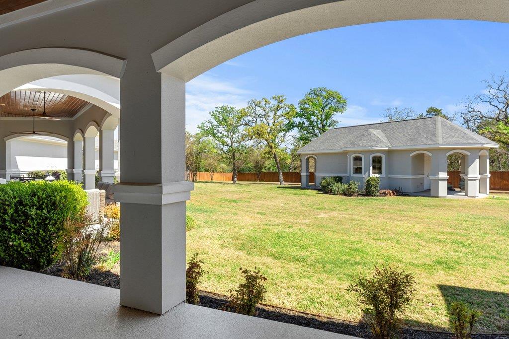 353 Stephen F Austin Blvd, Bastrop, TX 78602