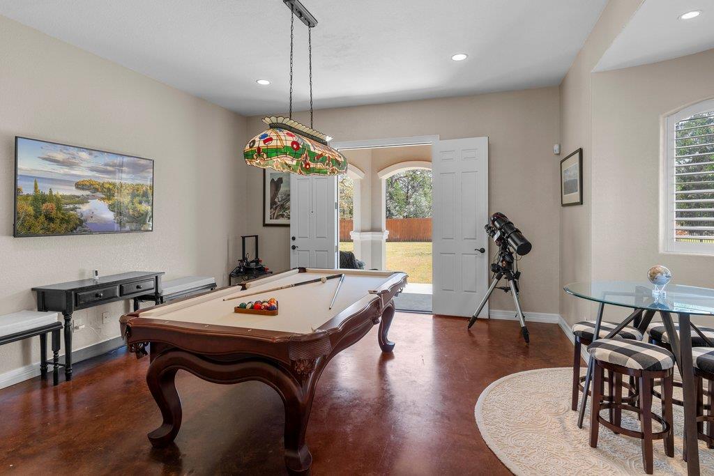 353 Stephen F Austin Blvd, Bastrop, TX 78602