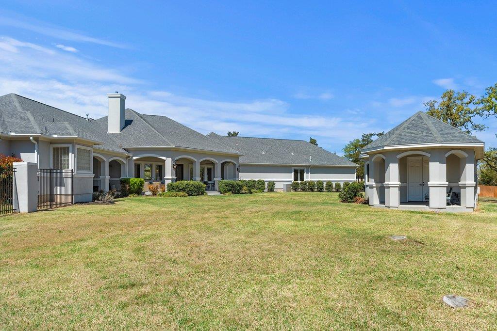 353 Stephen F Austin Blvd, Bastrop, TX 78602