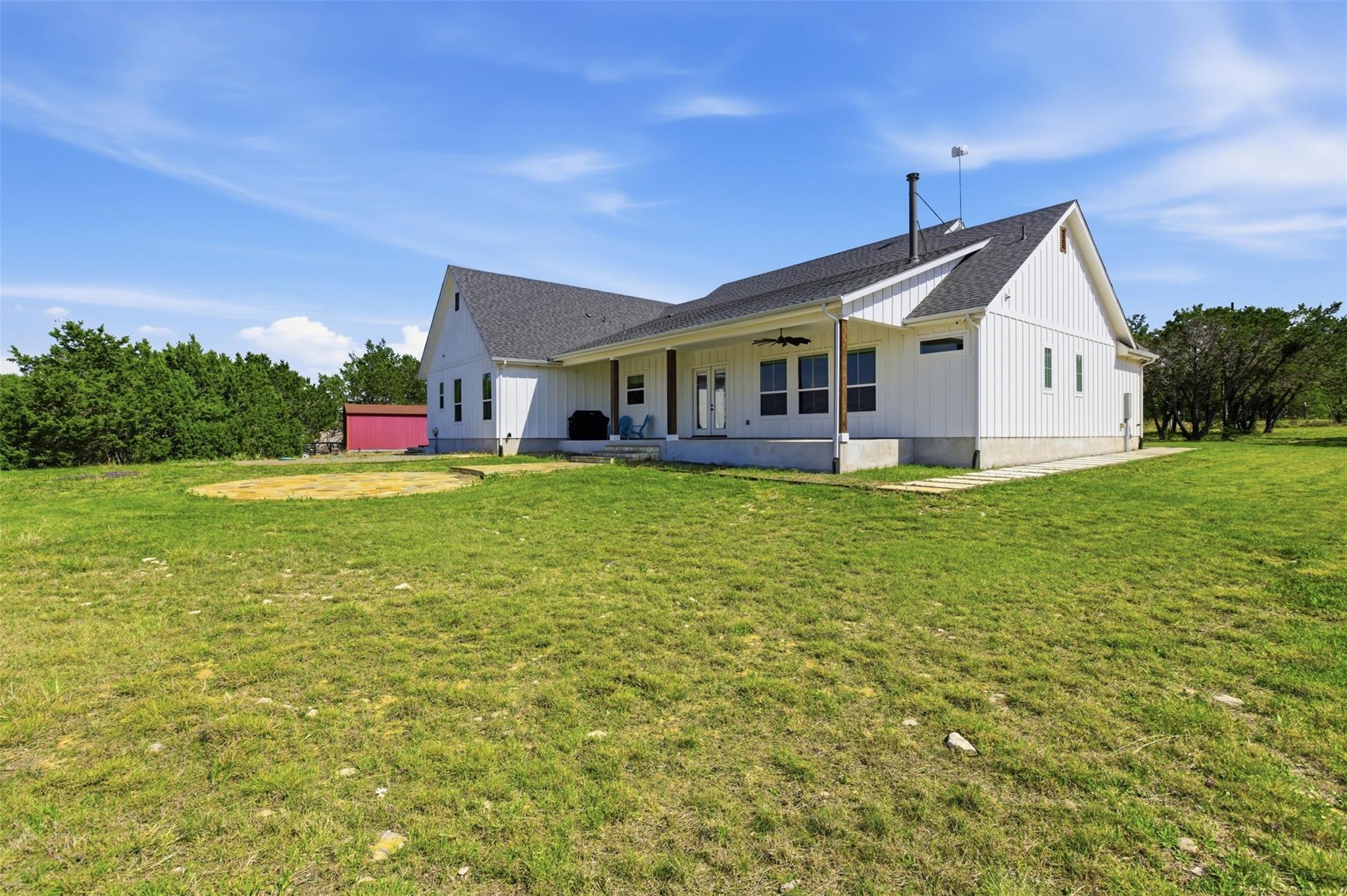 300 County Road 220, Florence, TX 76527