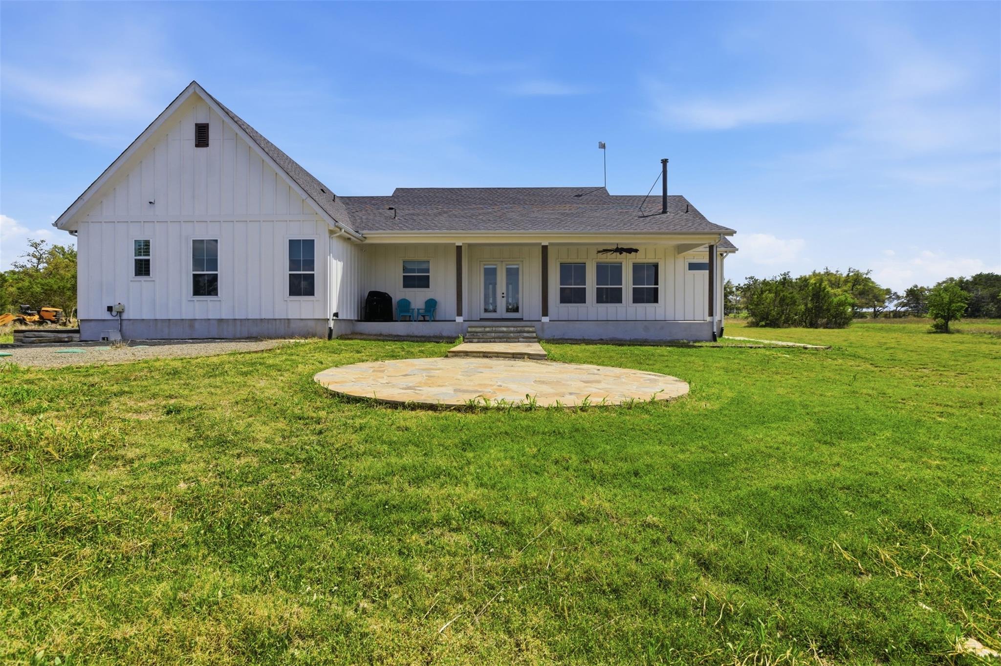 300 County Road 220, Florence, TX 76527