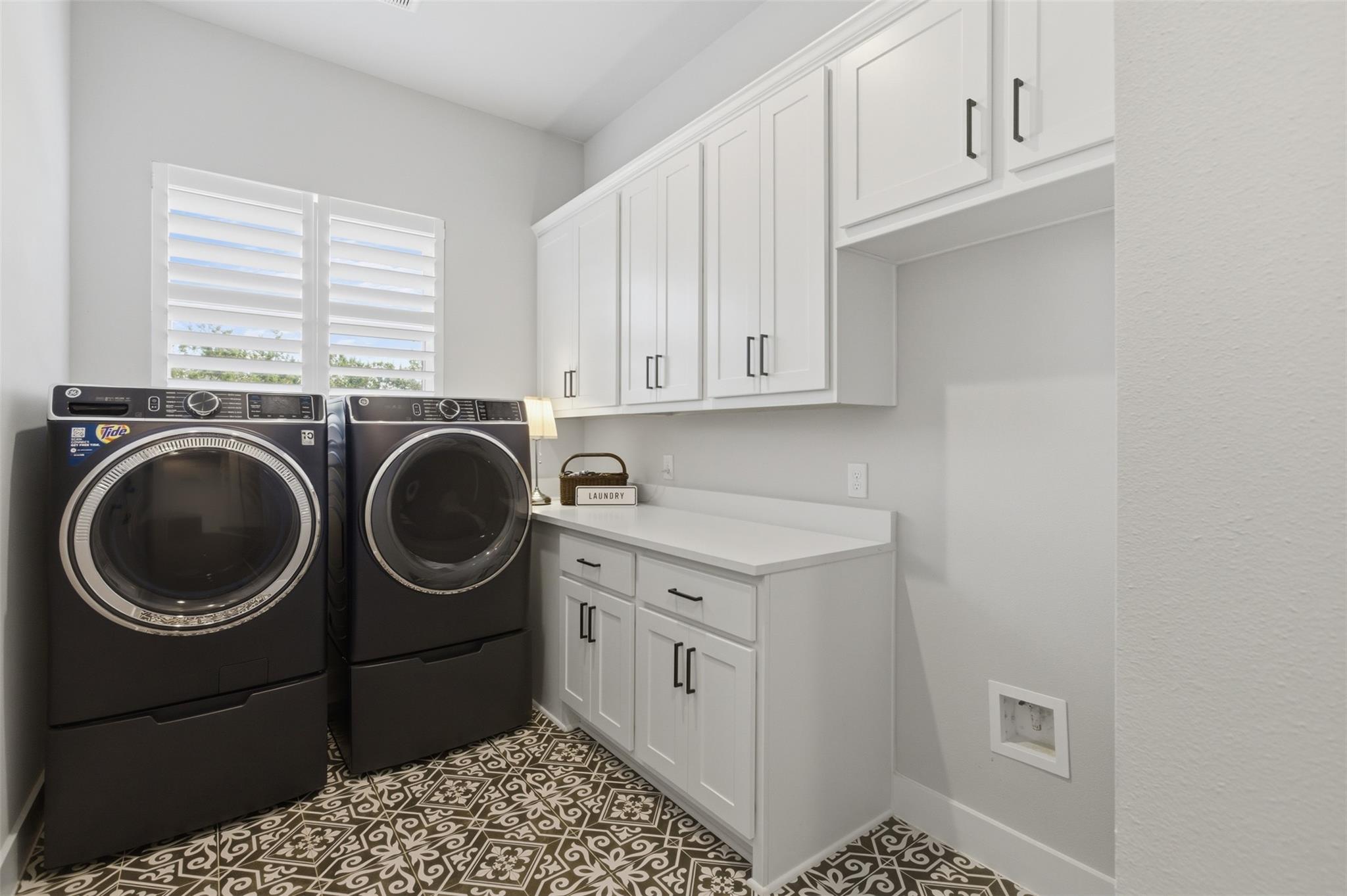 300 County Road 220, Florence, TX 76527