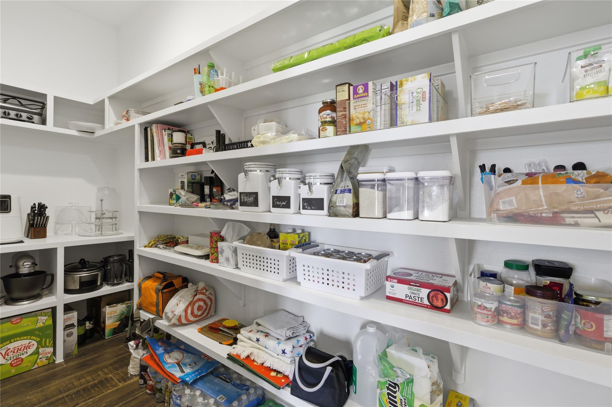 300 County Road 220, Florence, TX 76527