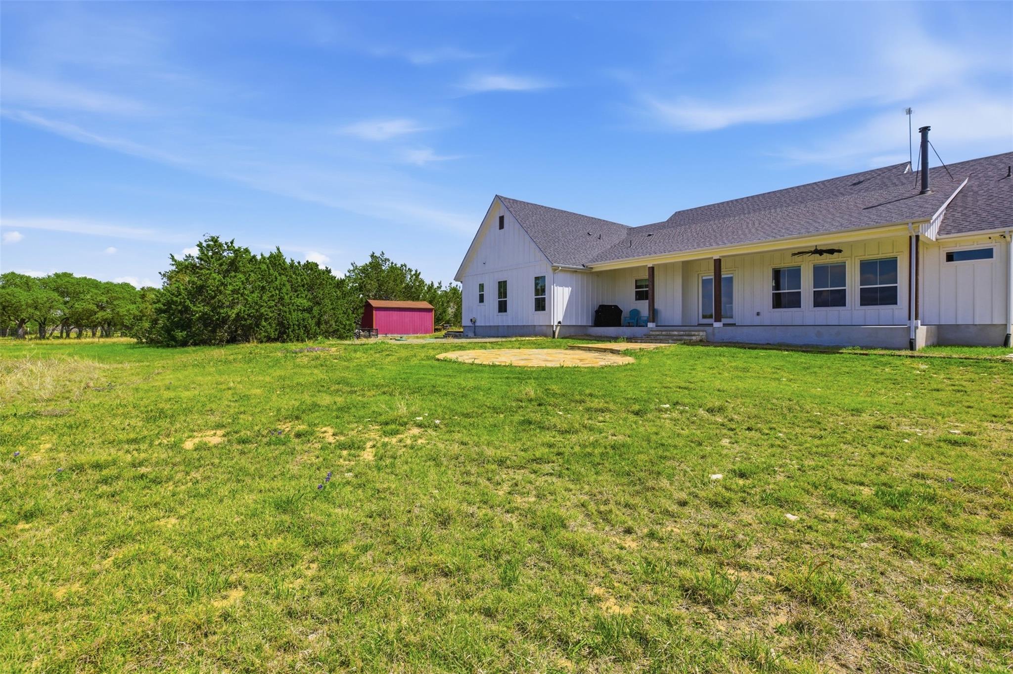 300 County Road 220, Florence, TX 76527