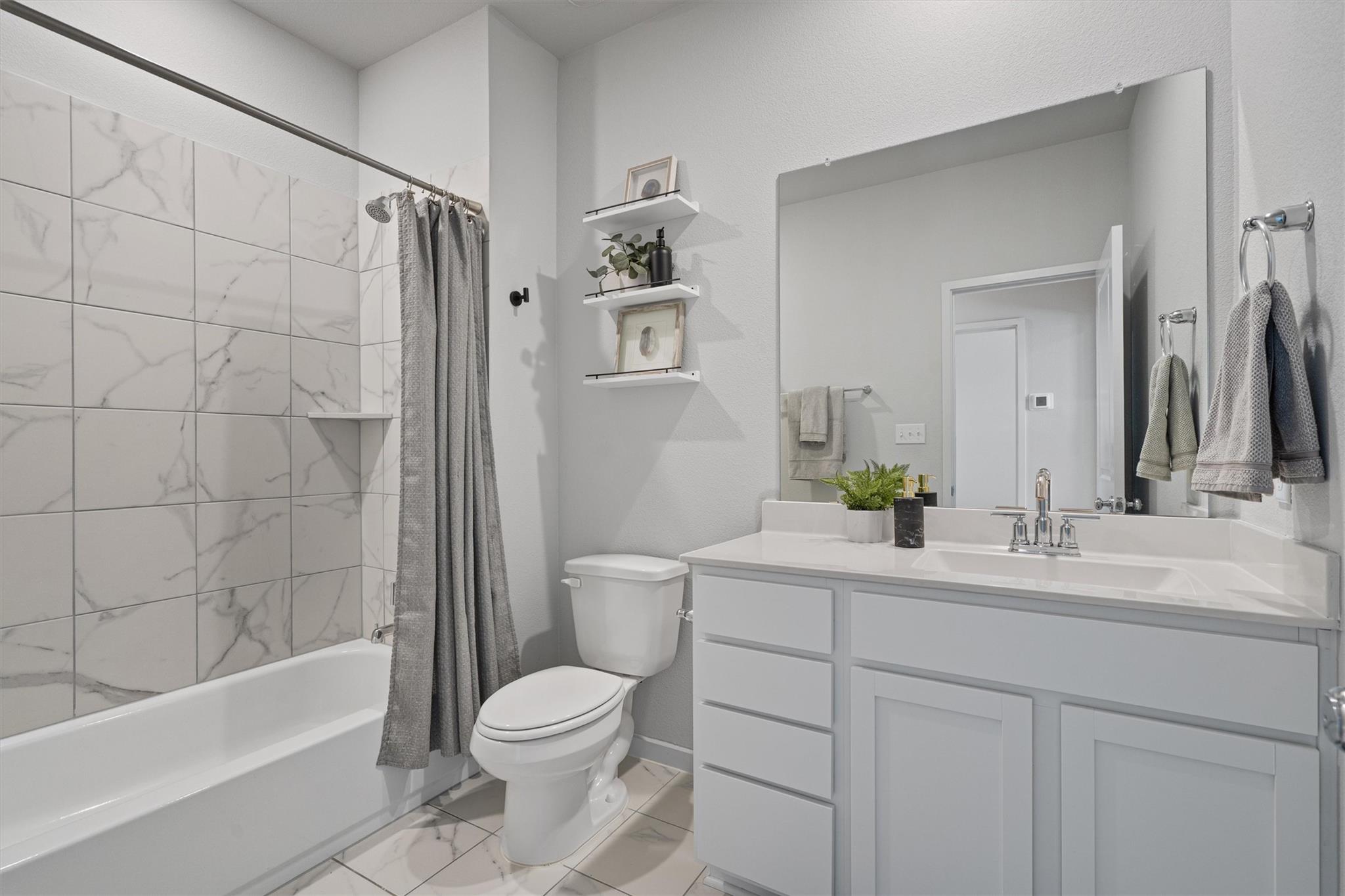 605 W South St # 32, Leander, TX 78641