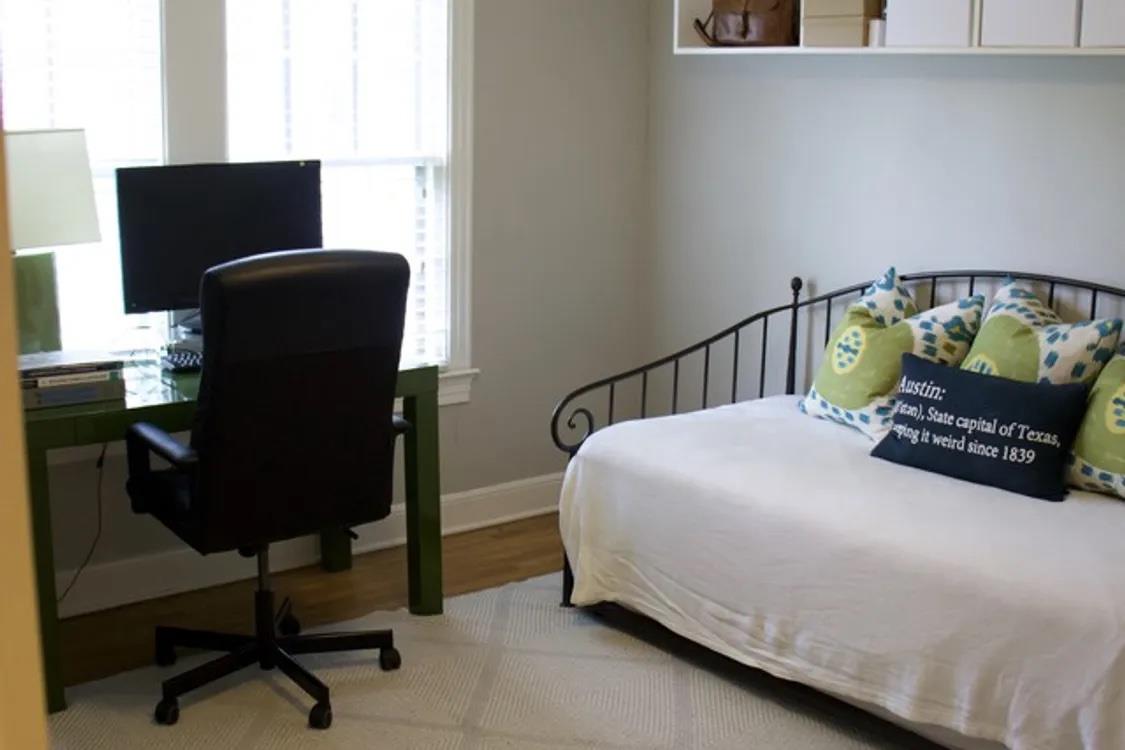 1200 Alegria Rd # 1, Austin, TX 78757