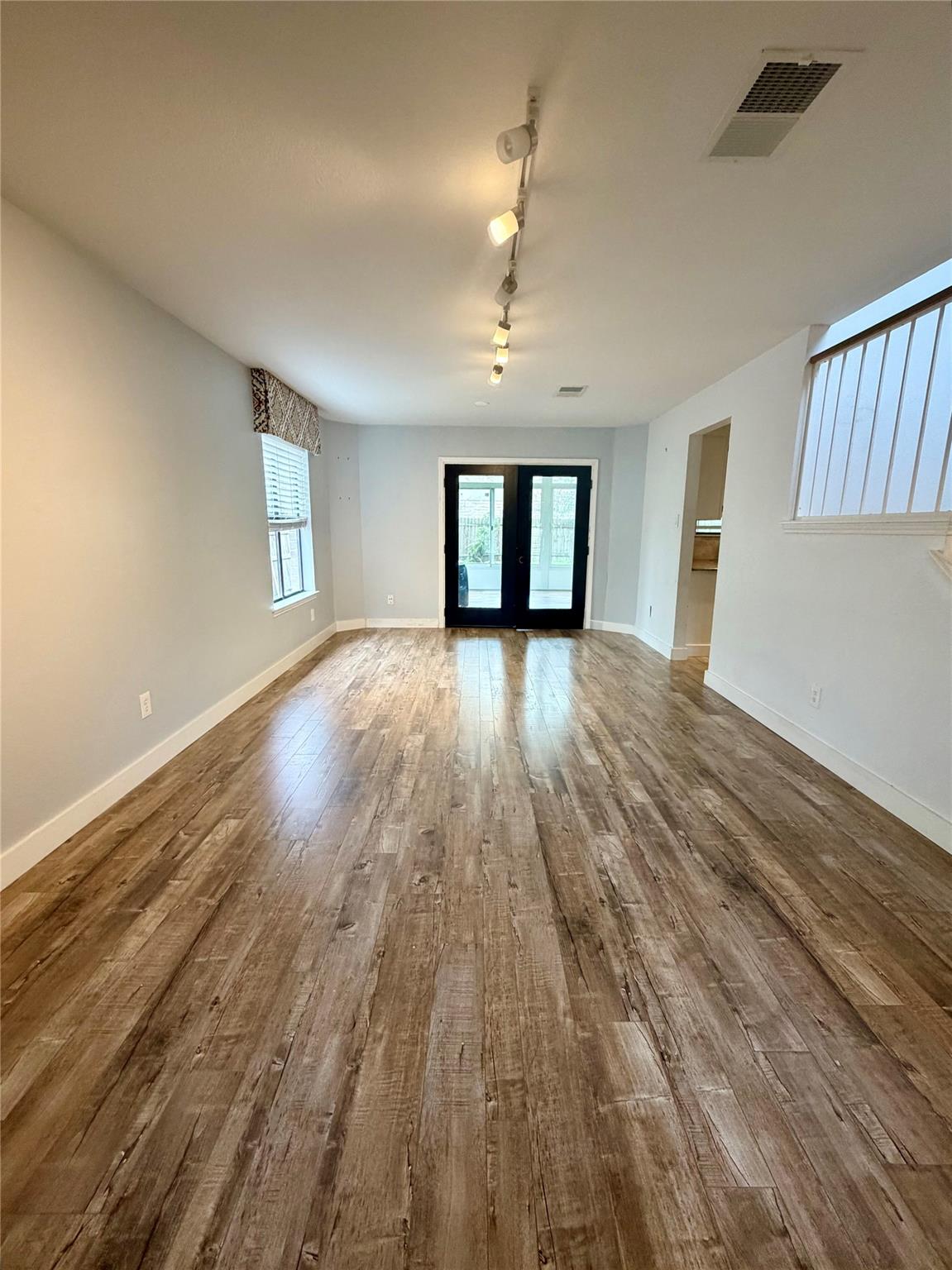 17844 Park Valley Dr, Round Rock, TX 78681