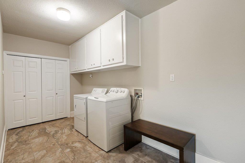 8910 Sam Carter Dr, Austin, TX 78736