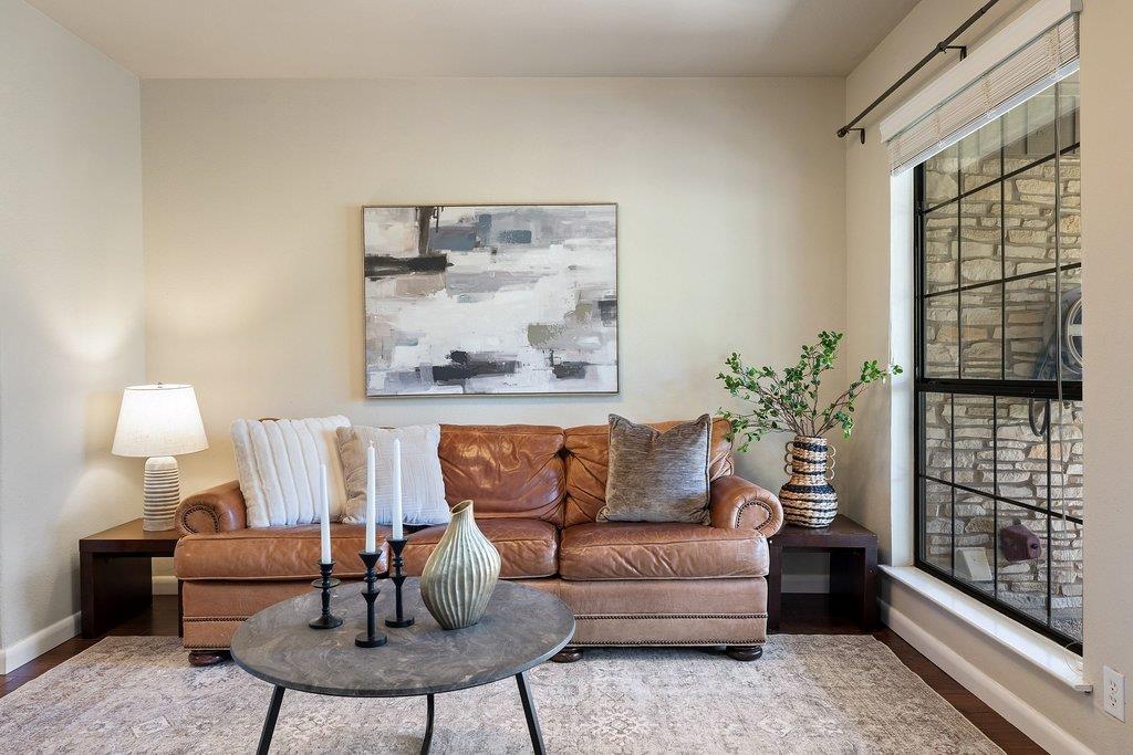 8910 Sam Carter Dr, Austin, TX 78736