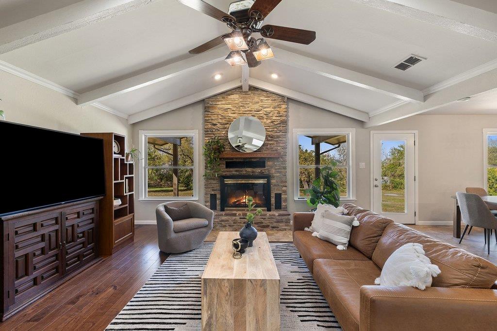 8910 Sam Carter Dr, Austin, TX 78736