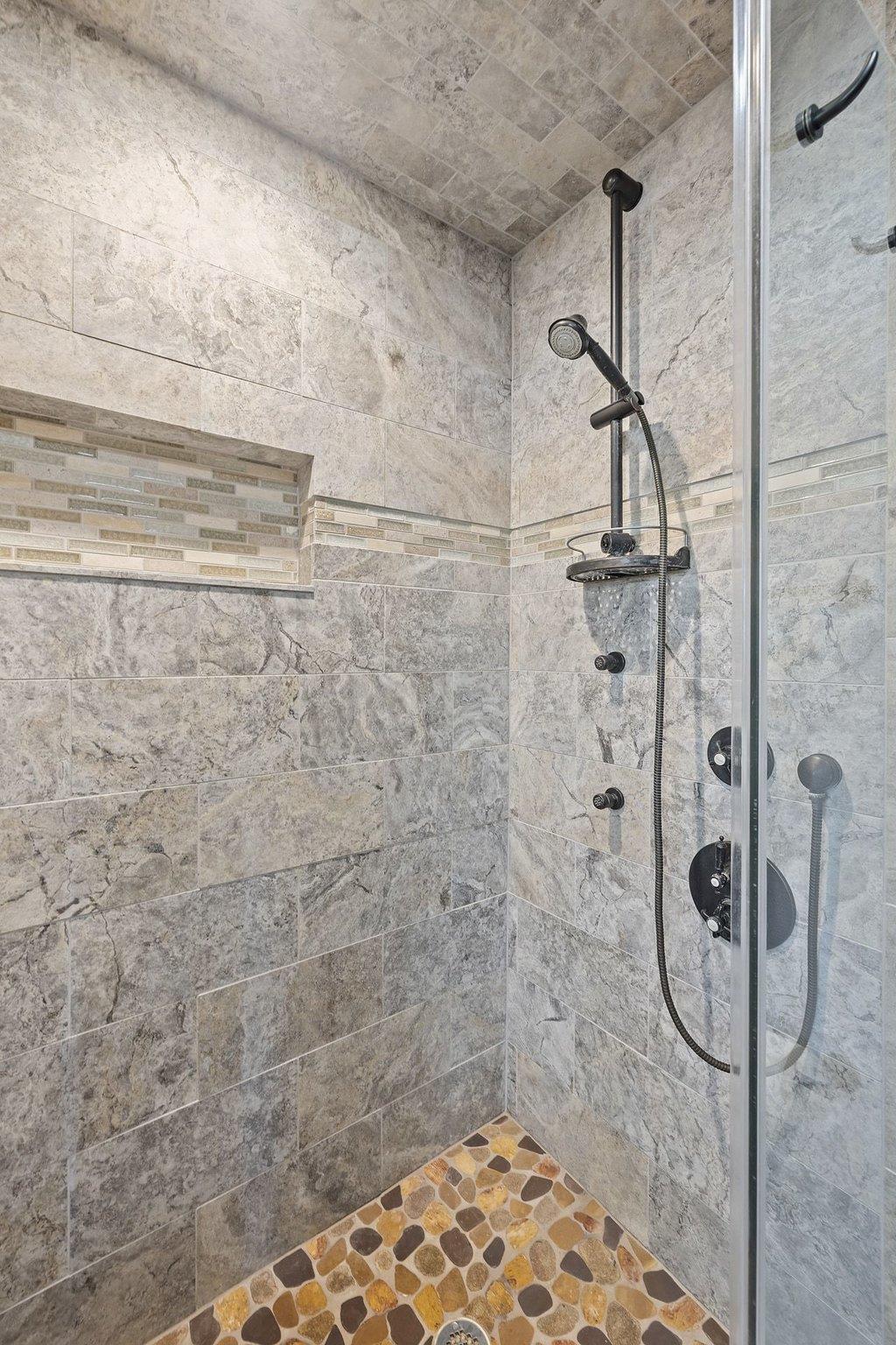 8910 Sam Carter Dr, Austin, TX 78736