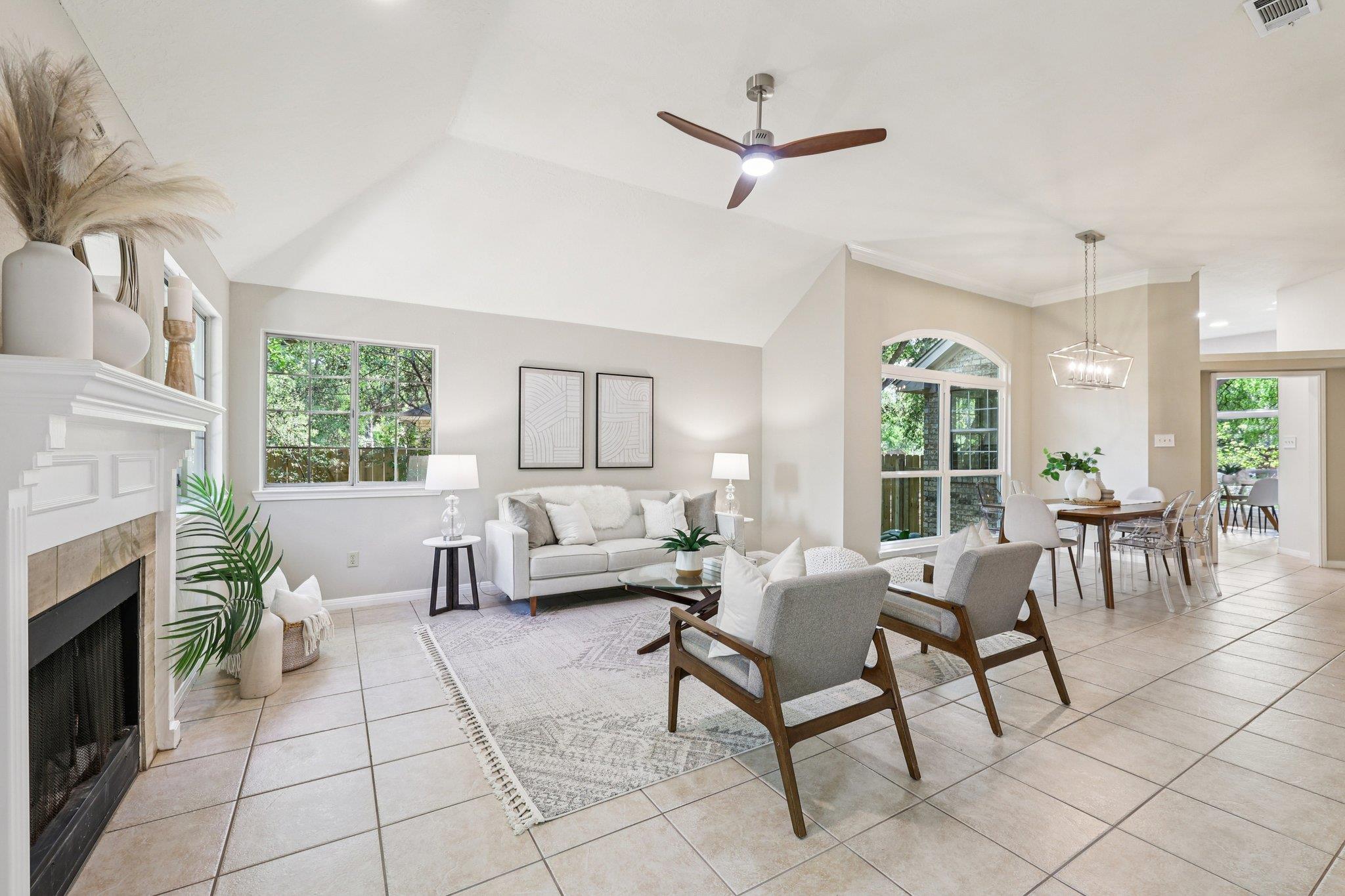 7304 John Blocker Dr, Austin, TX 78749