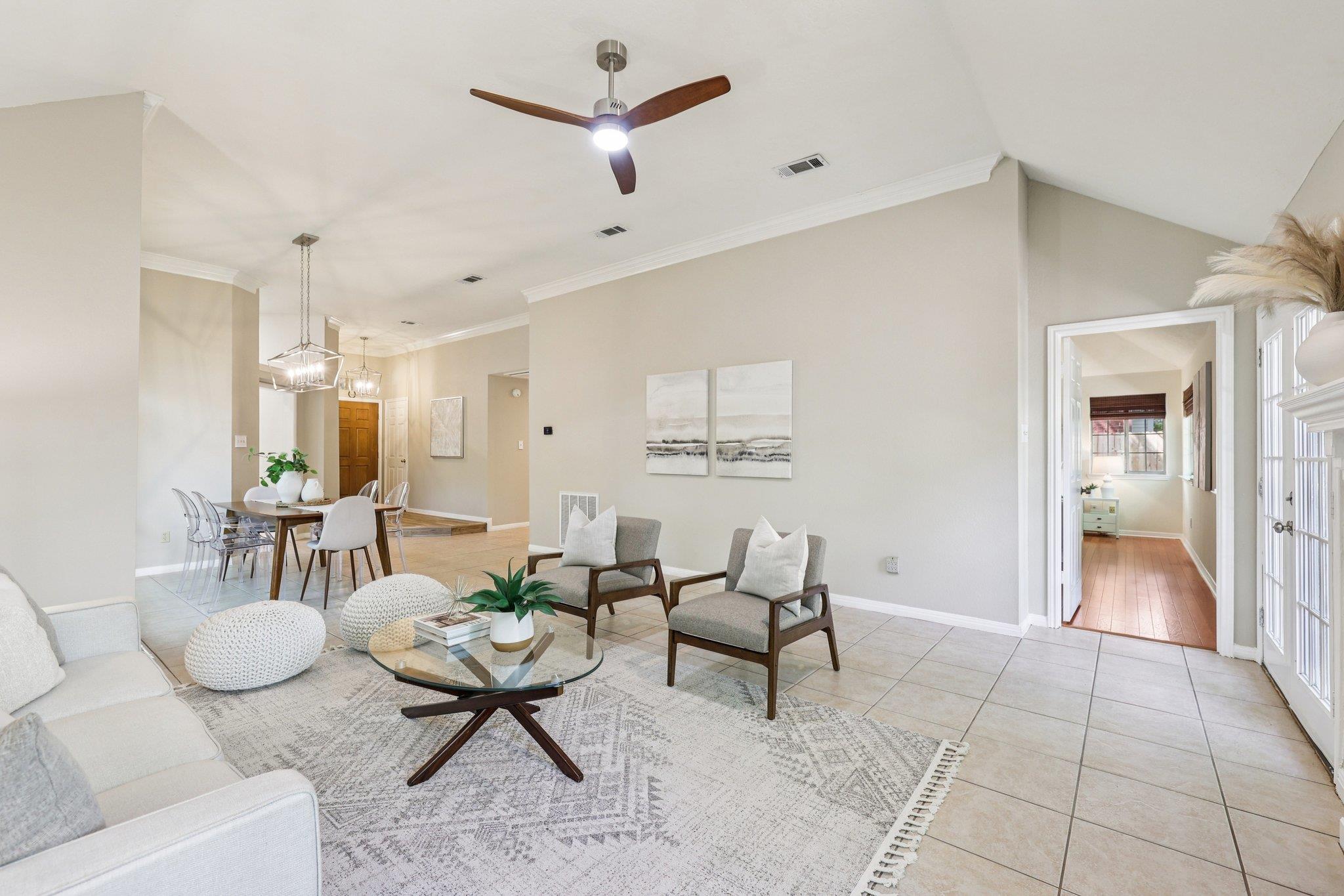 7304 John Blocker Dr, Austin, TX 78749