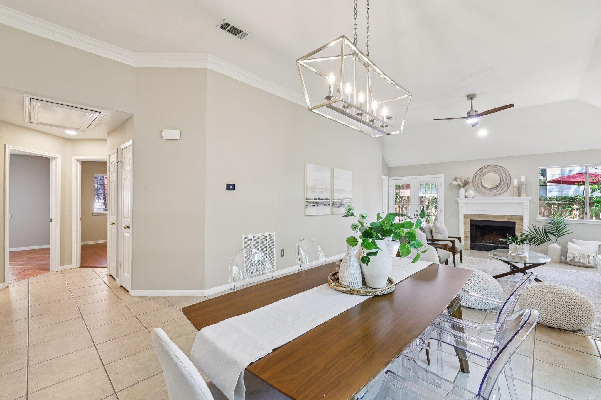 7304 John Blocker Dr, Austin, TX 78749