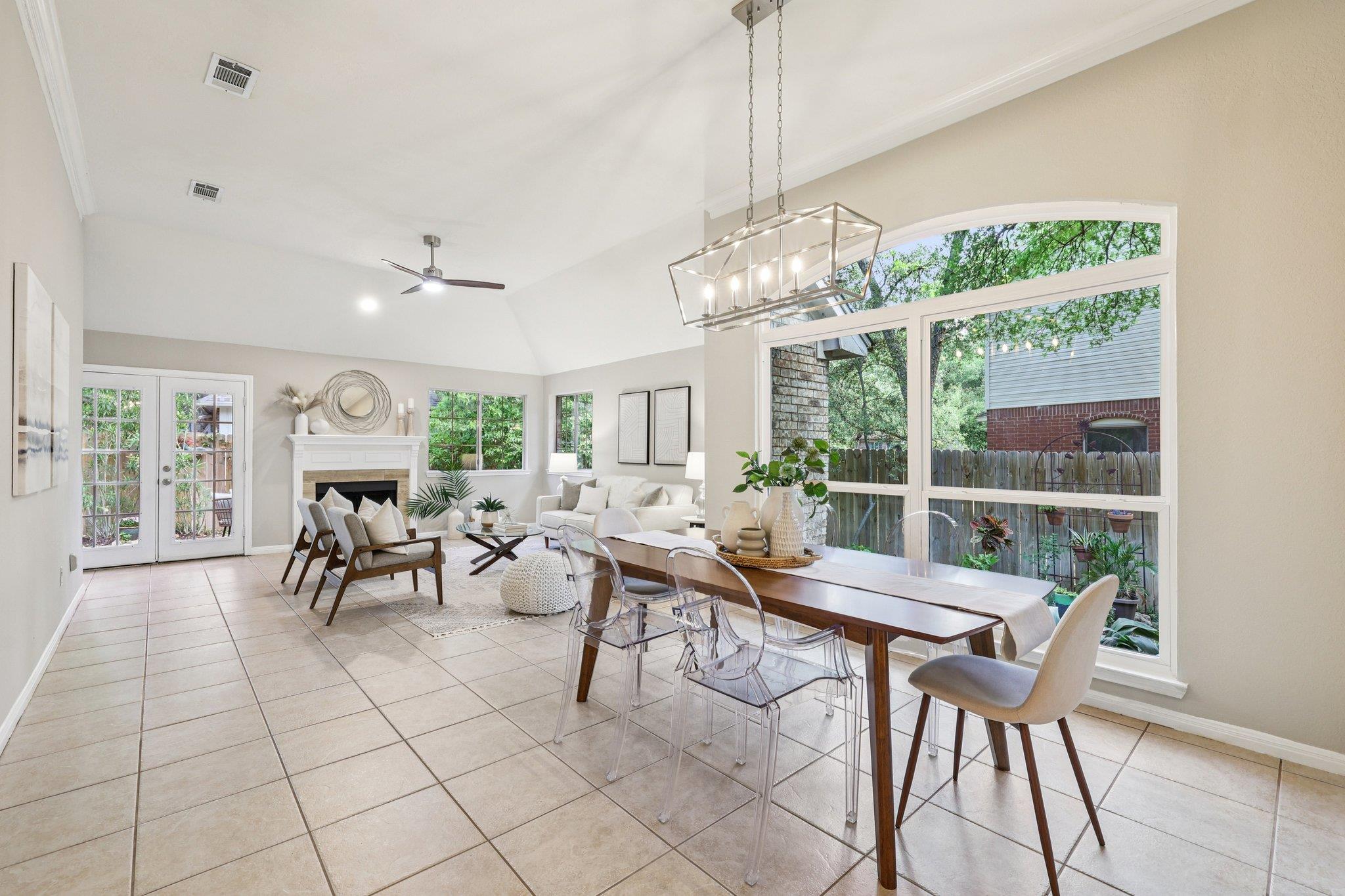 7304 John Blocker Dr, Austin, TX 78749