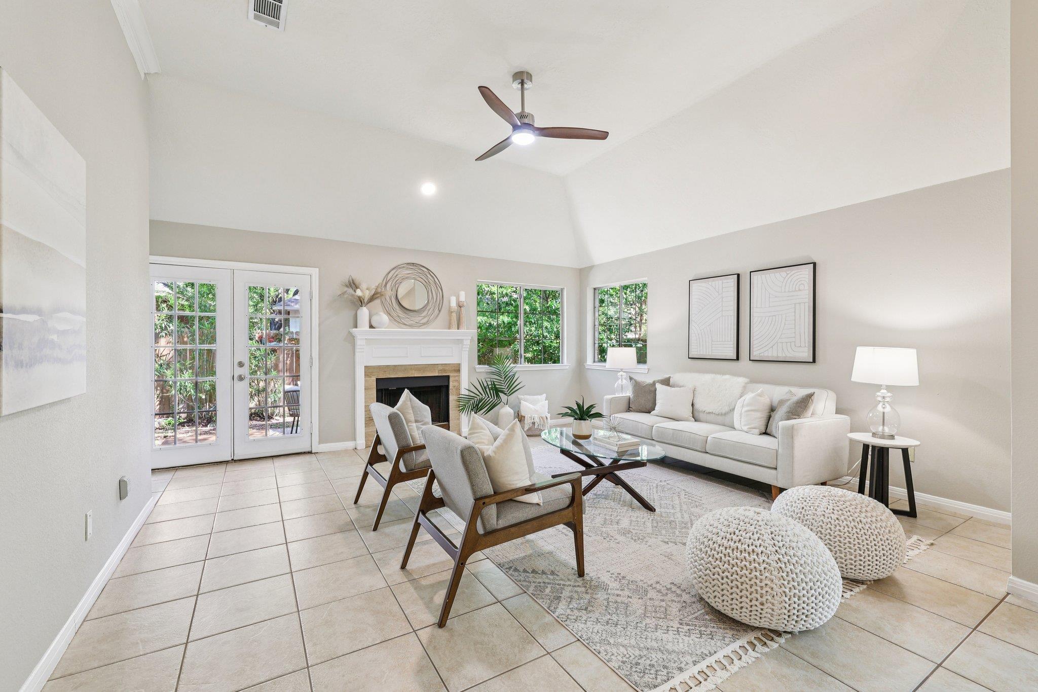 7304 John Blocker Dr, Austin, TX 78749