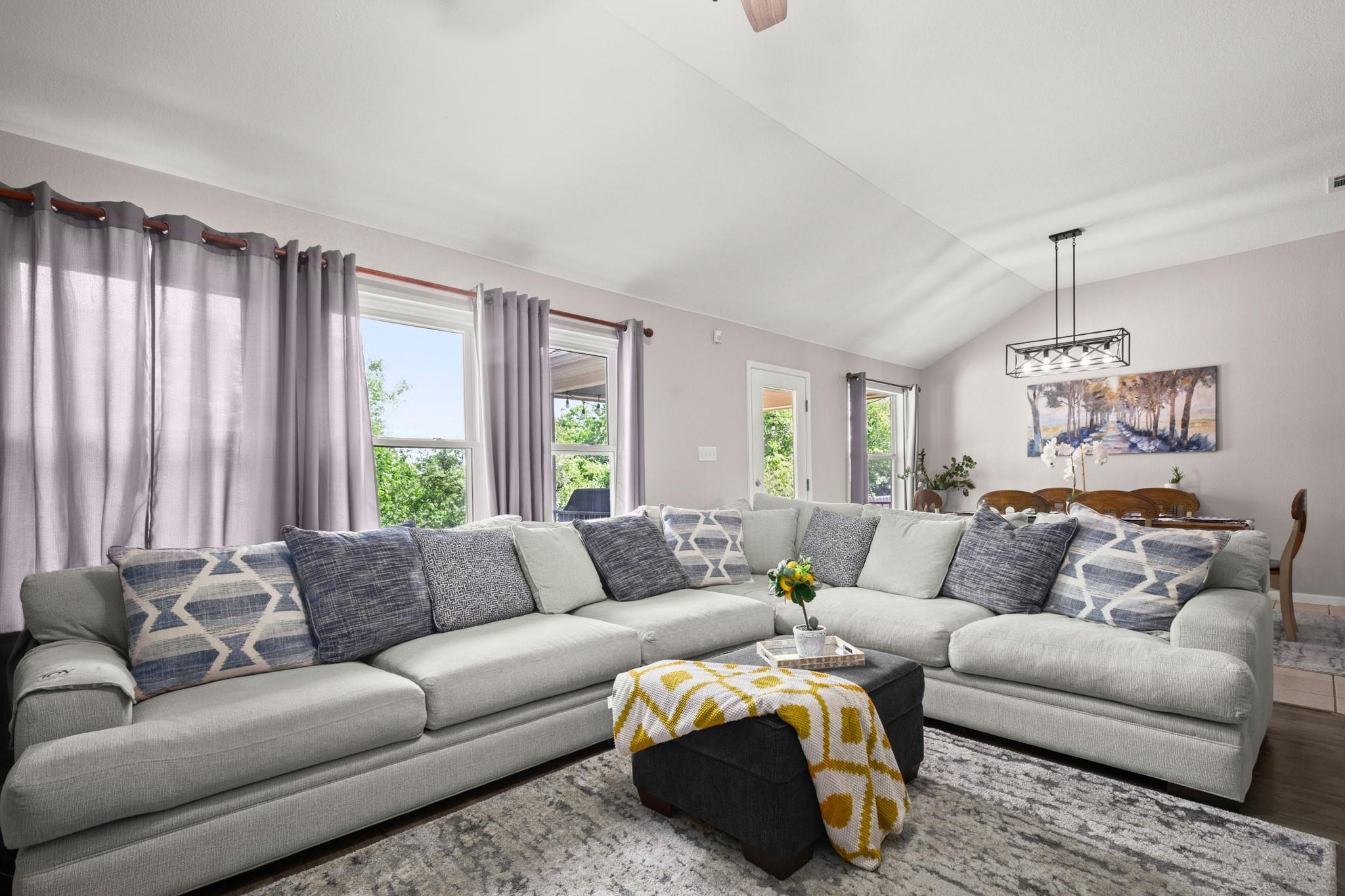 903 Plumbago Dr, Pflugerville, TX 78660