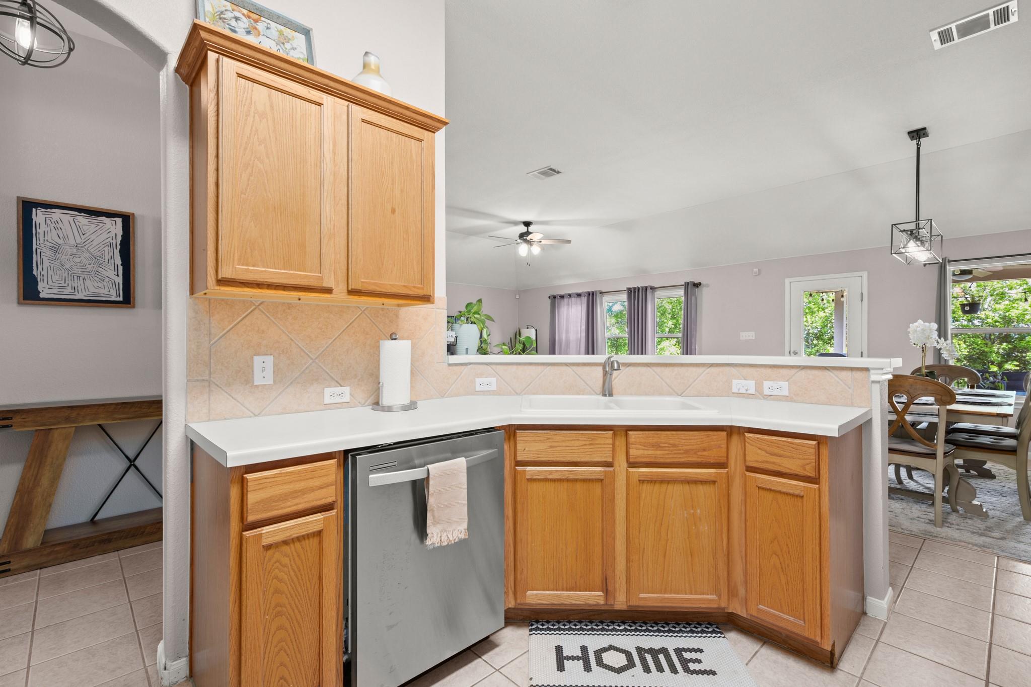 903 Plumbago Dr, Pflugerville, TX 78660