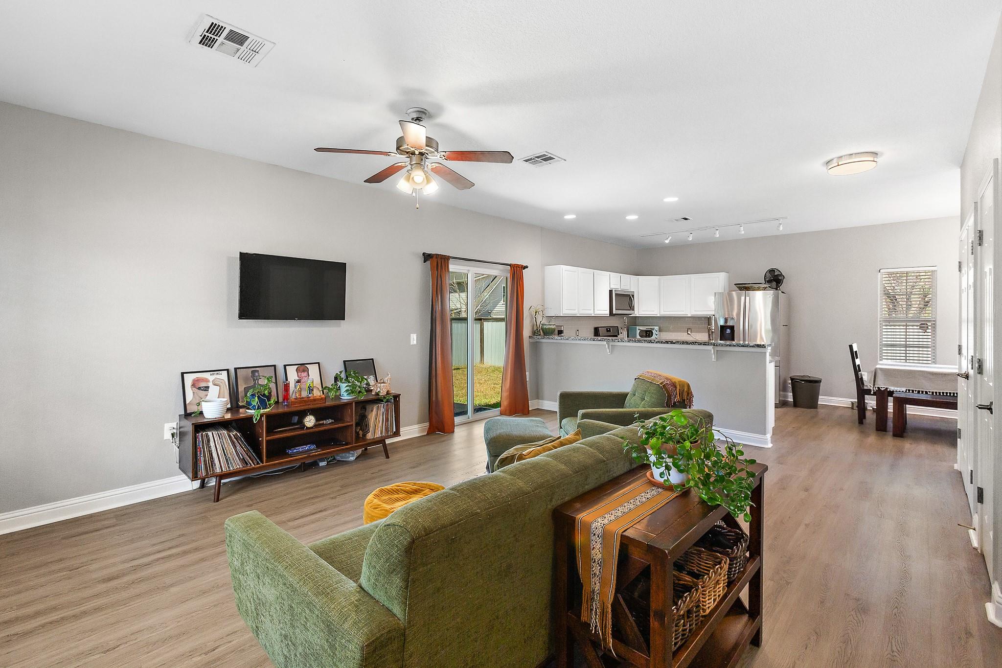 914 Bret Ln, Austin, TX 78721