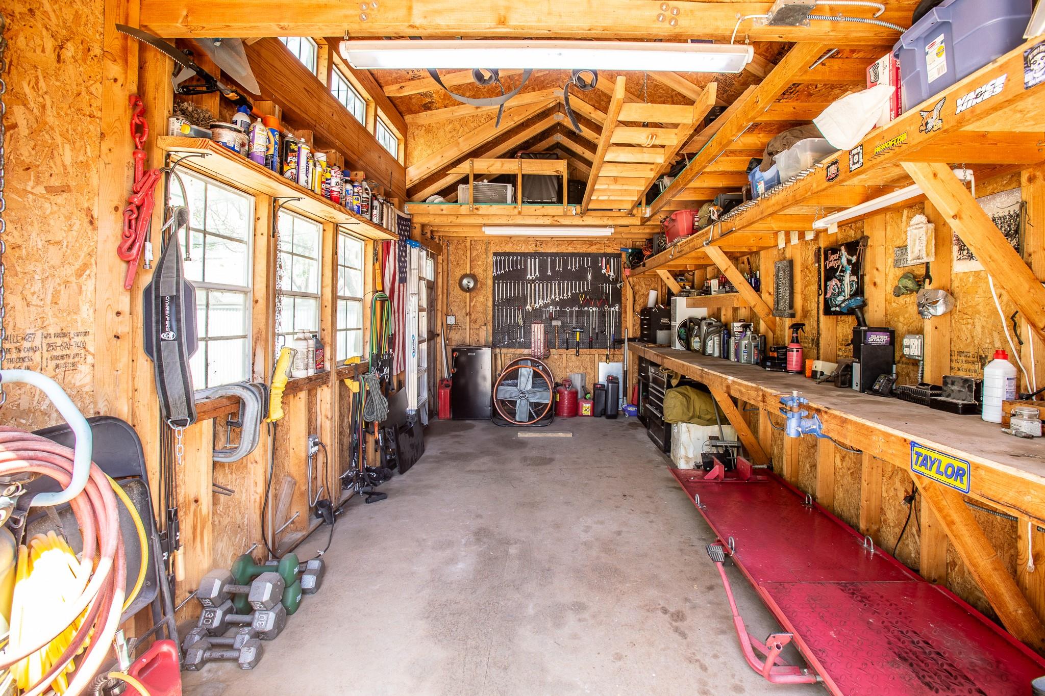 914 Bret Ln, Austin, TX 78721