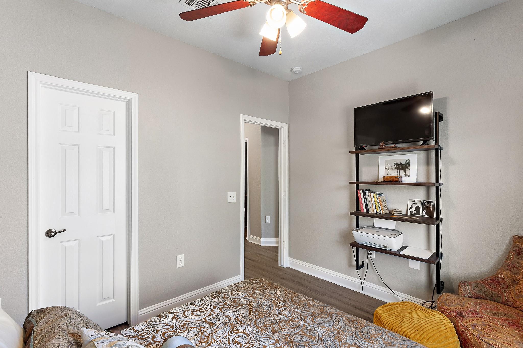 914 Bret Ln, Austin, TX 78721