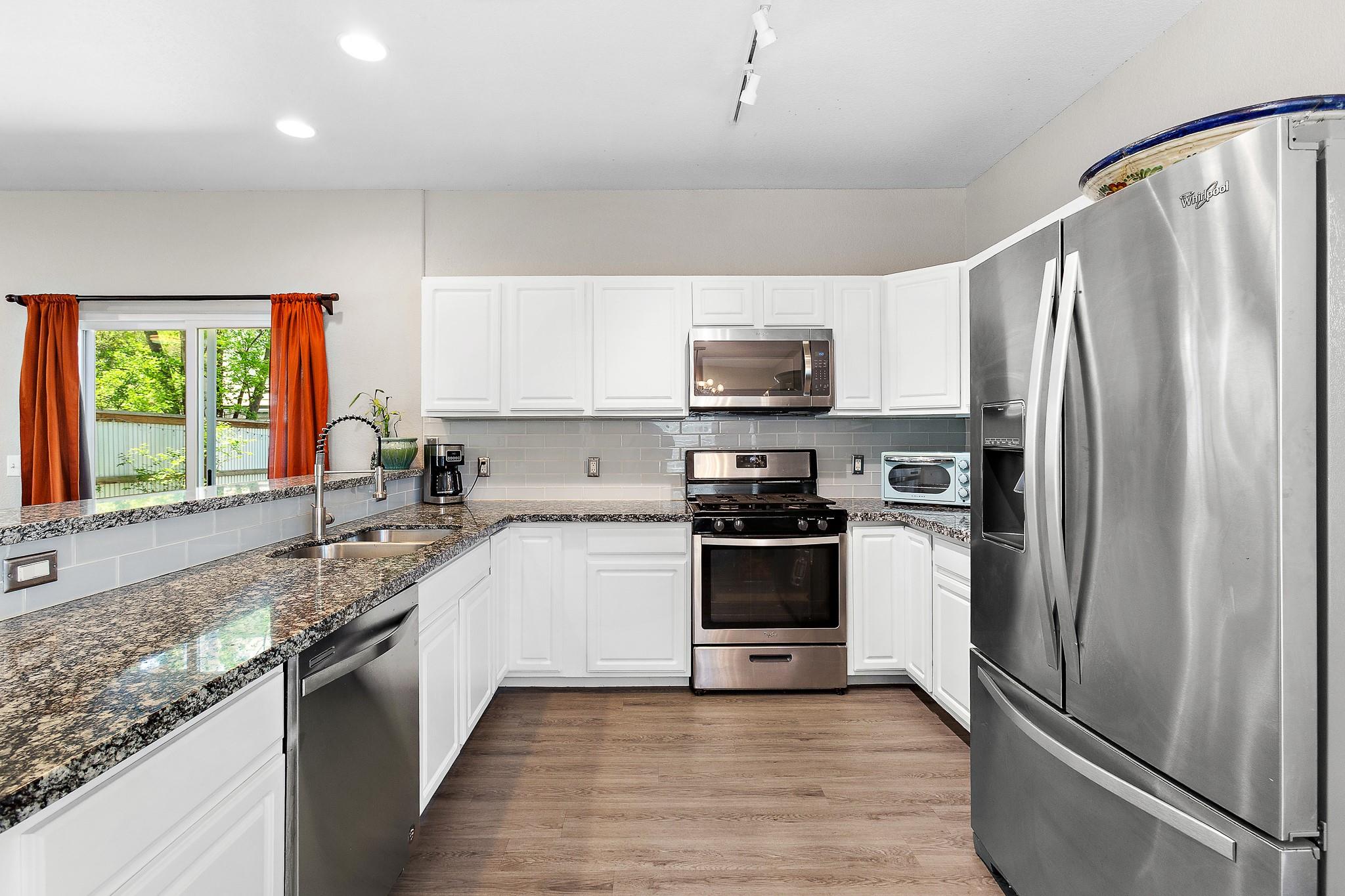 914 Bret Ln, Austin, TX 78721