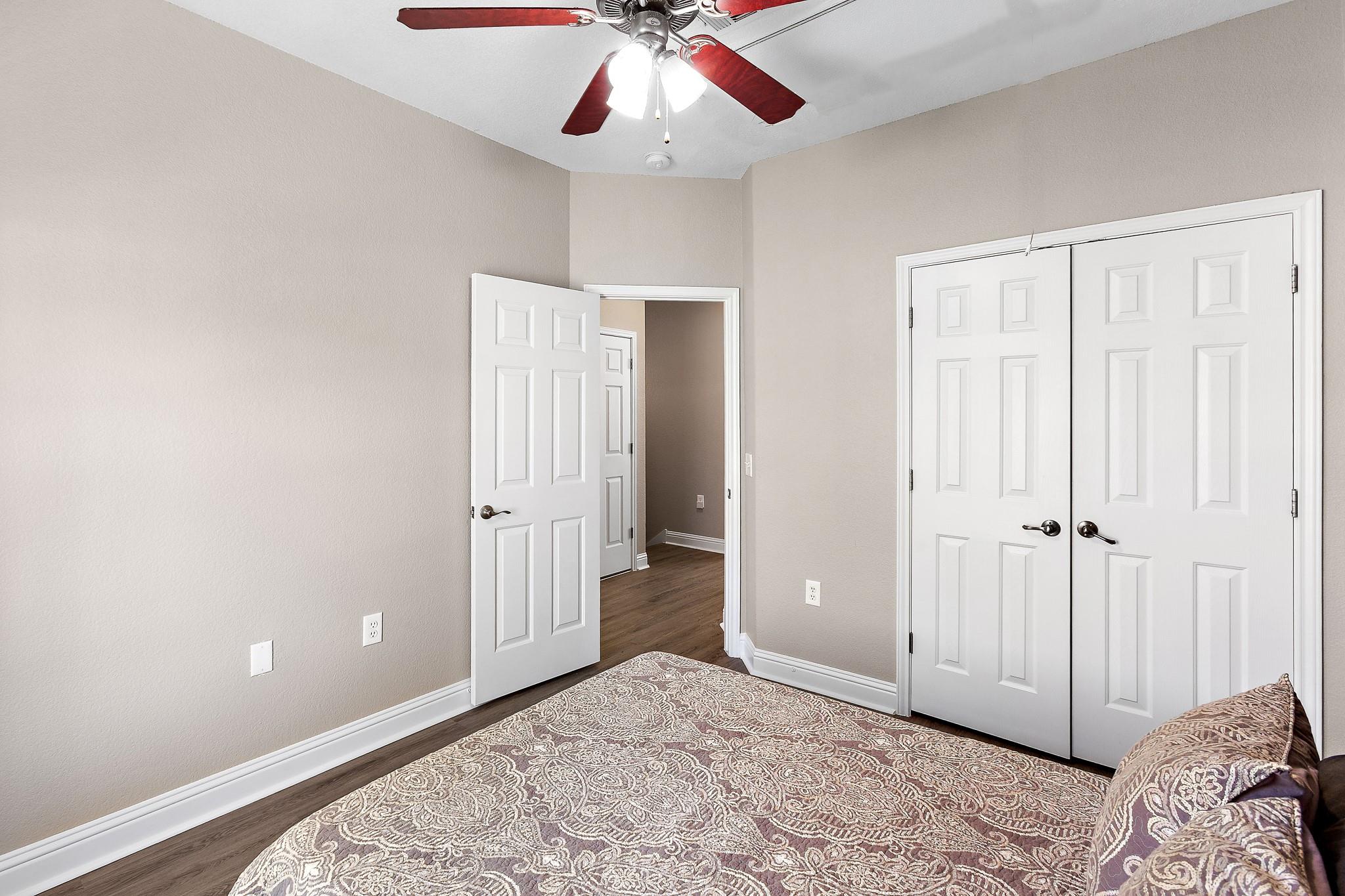 914 Bret Ln, Austin, TX 78721