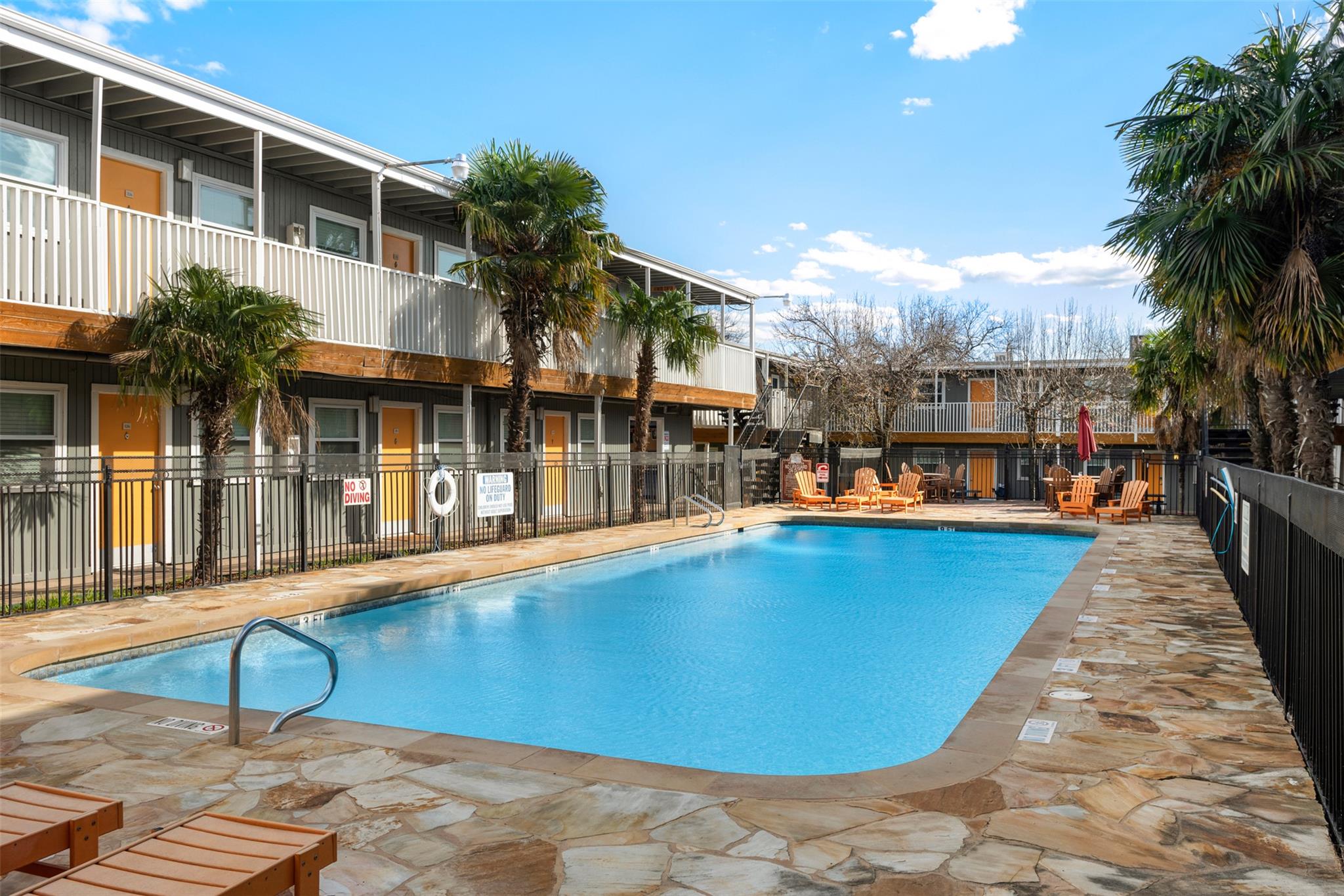 2401 Manor Rd # 209, Austin, TX 78722