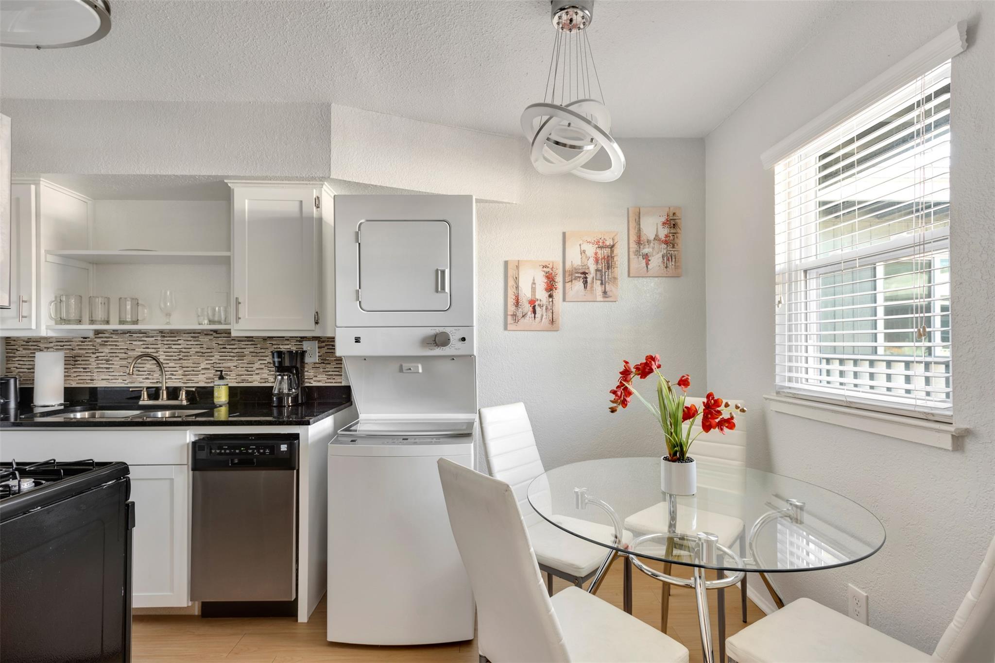 2401 Manor Rd # 209, Austin, TX 78722