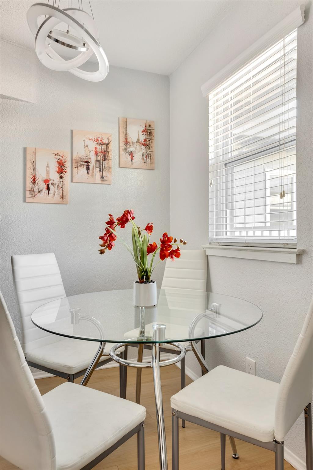 2401 Manor Rd # 209, Austin, TX 78722