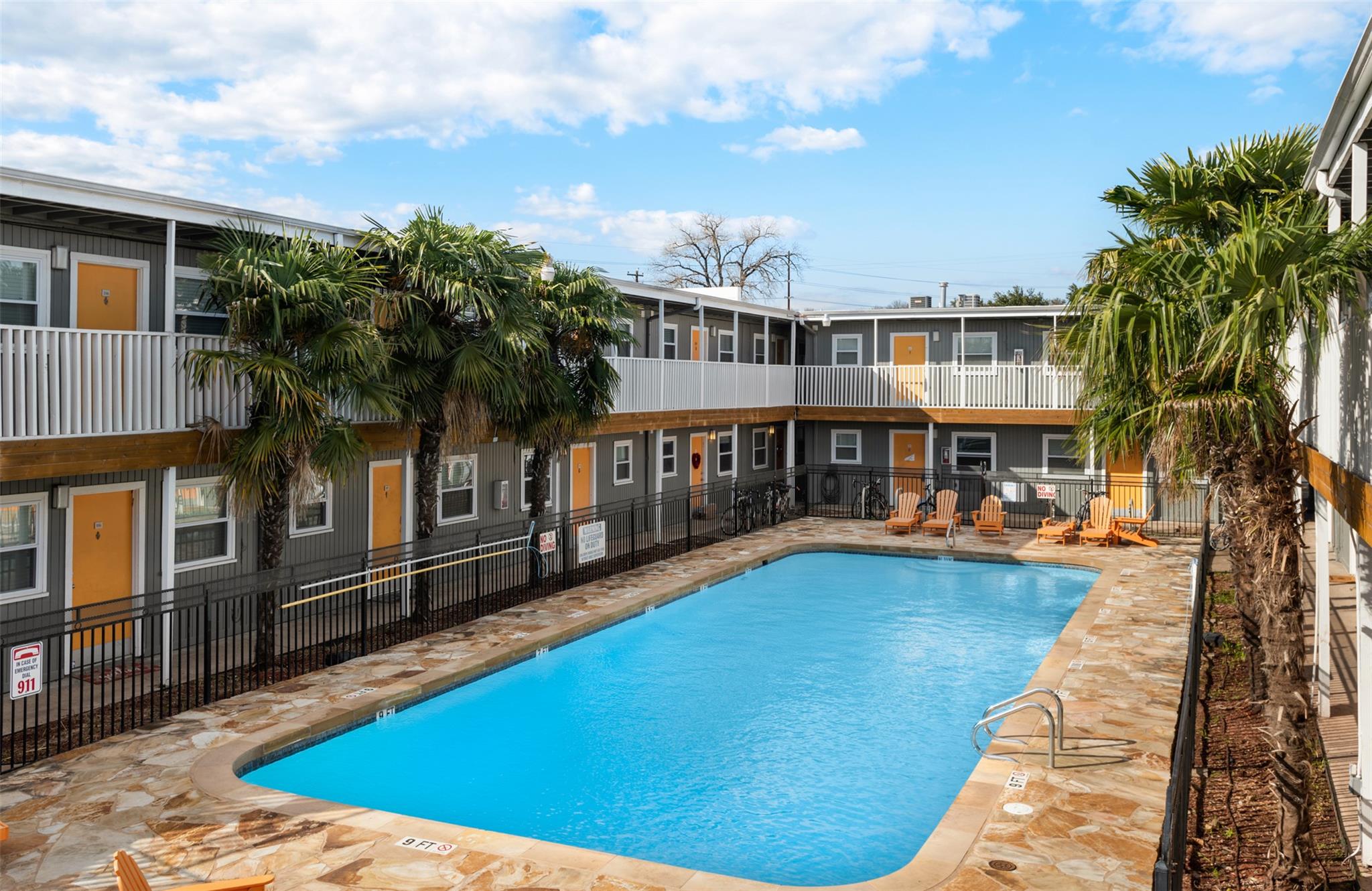 2401 Manor Rd # 209, Austin, TX 78722