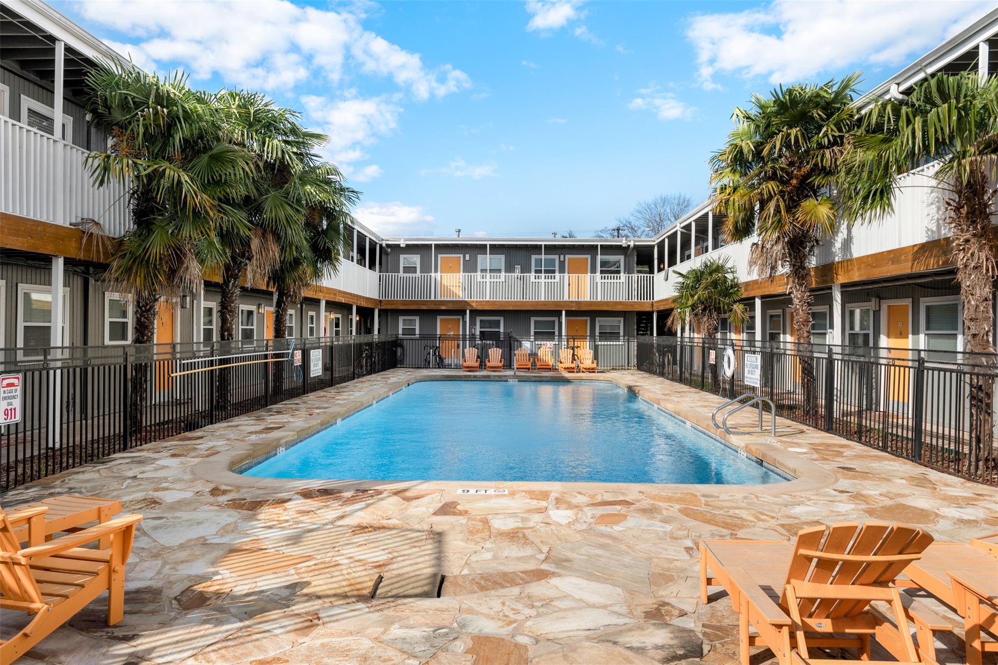 2401 Manor Rd # 209, Austin, TX 78722