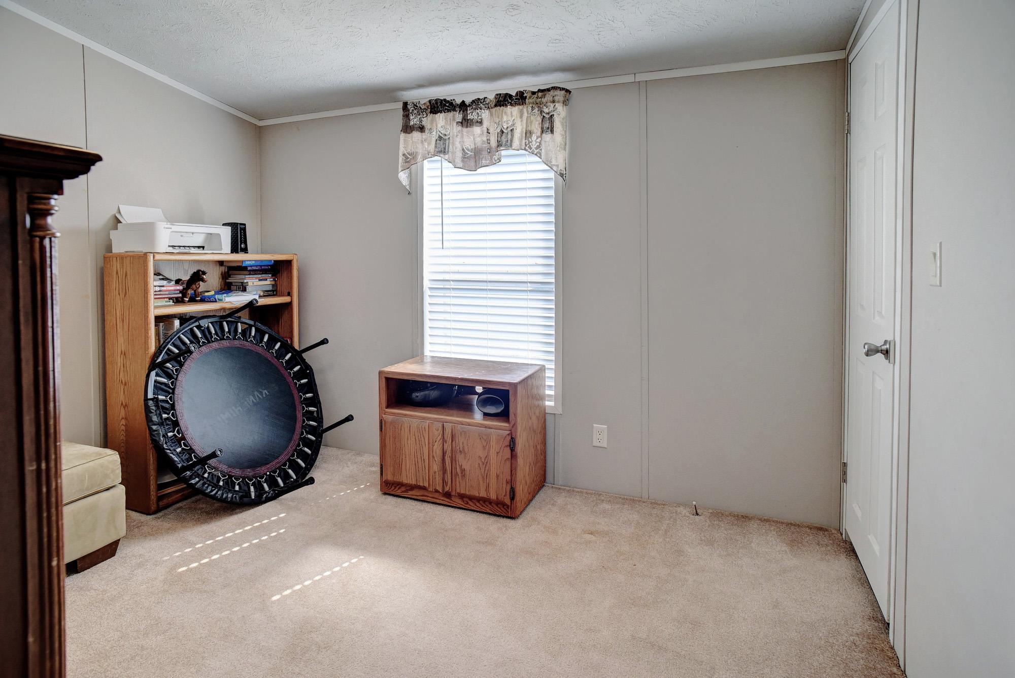 4495 Taylorsville Rd, Red Rock, TX 78662