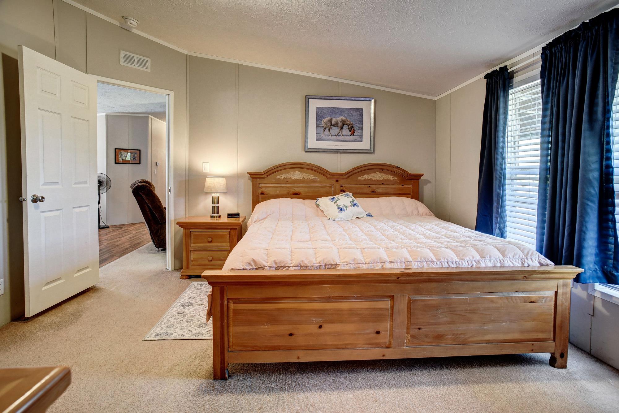 4495 Taylorsville Rd, Red Rock, TX 78662