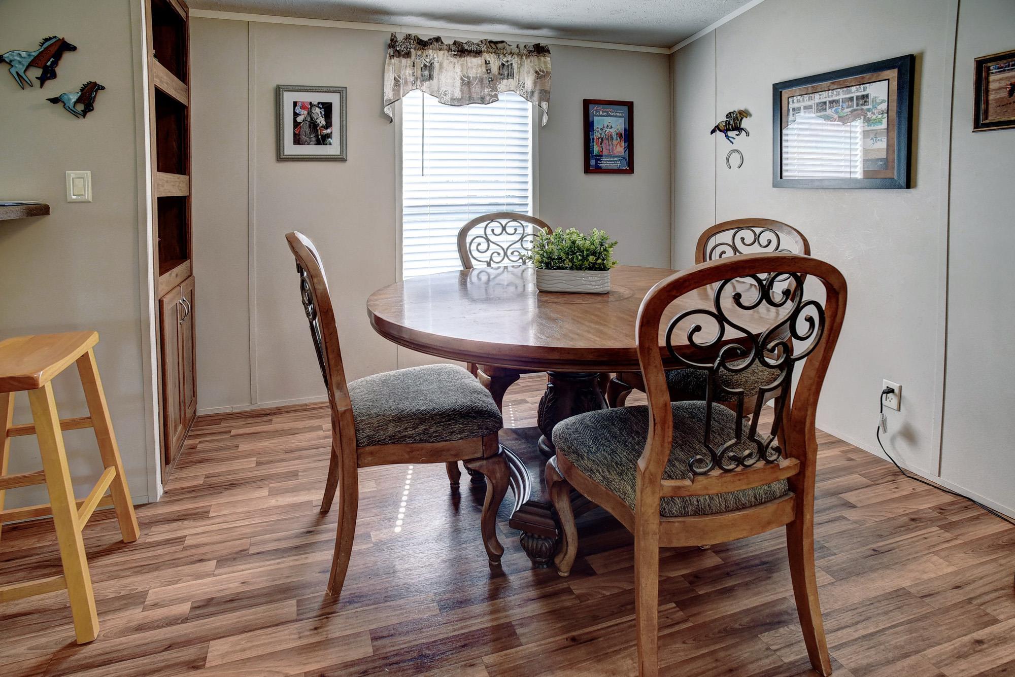 4495 Taylorsville Rd, Red Rock, TX 78662