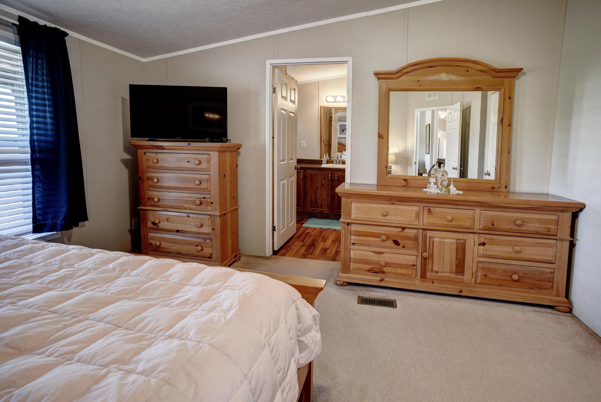 4495 Taylorsville Rd, Red Rock, TX 78662