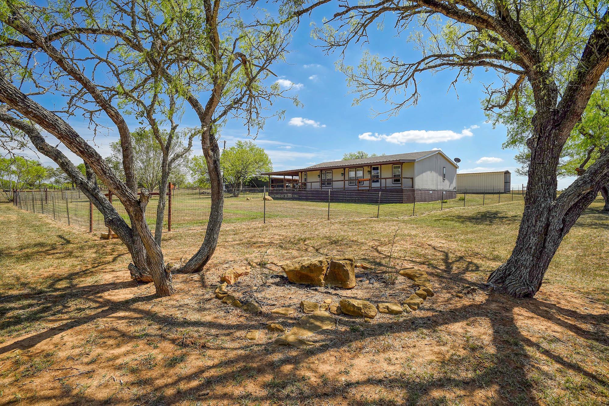 4495 Taylorsville Rd, Red Rock, TX 78662