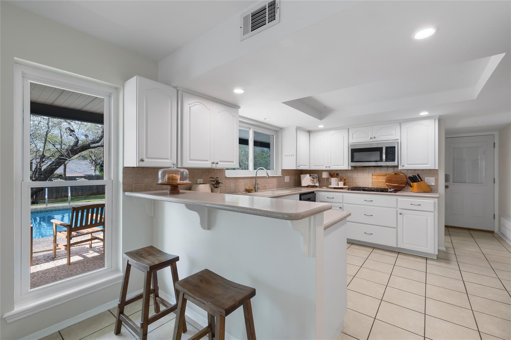 2403 Comburg Castle Way, Austin, TX 78748