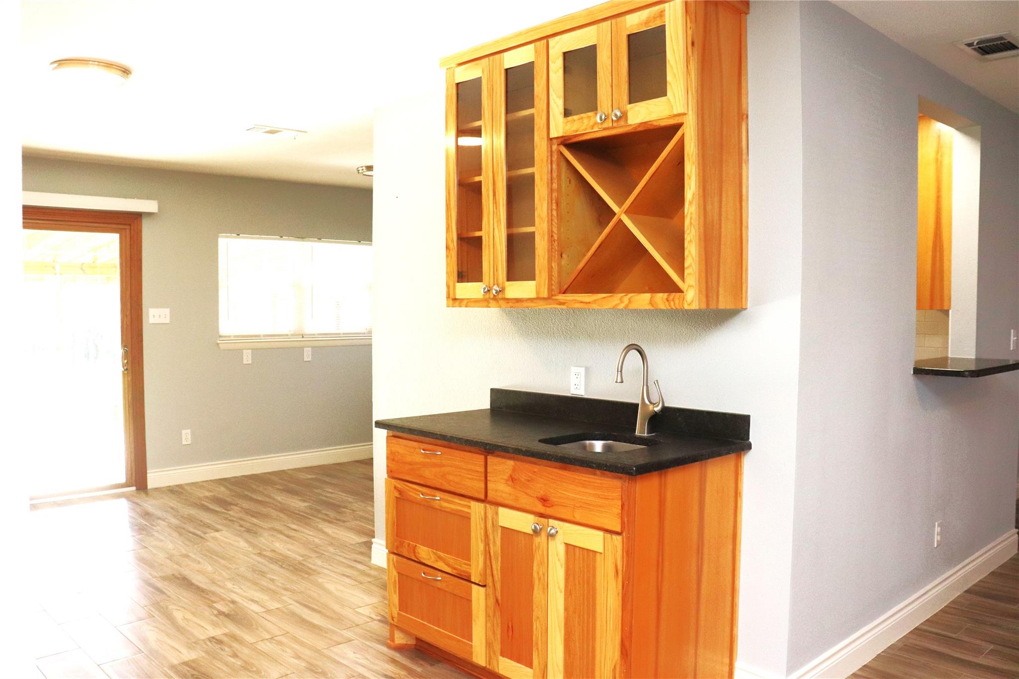 606 Mildred St, Burnet, TX 78611