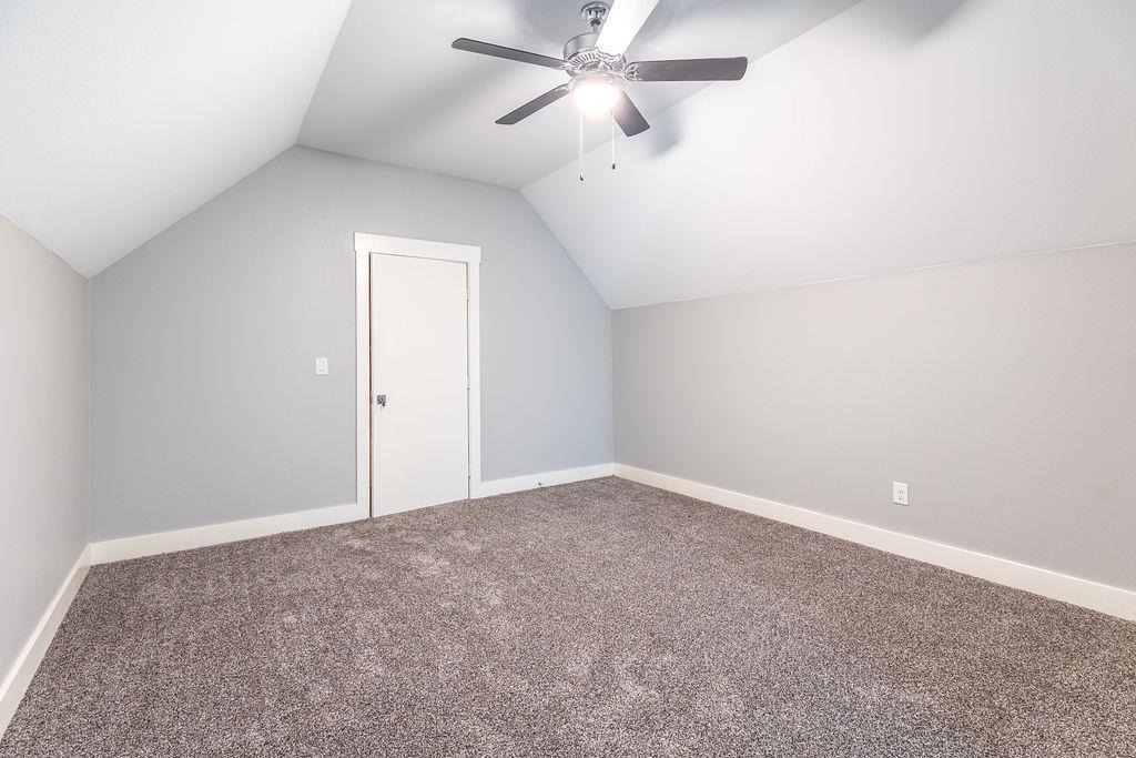 1051 Trailhead Cir, Dripping Springs, TX 78620