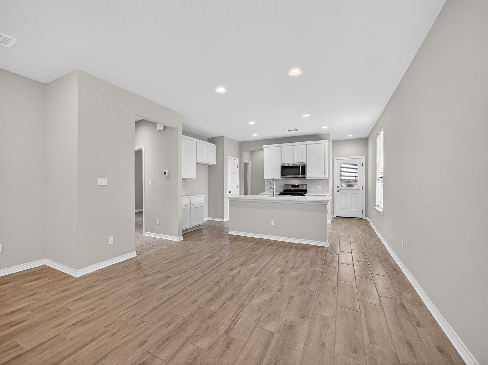 521 Rearing Mare Pass, Georgetown, TX 78626