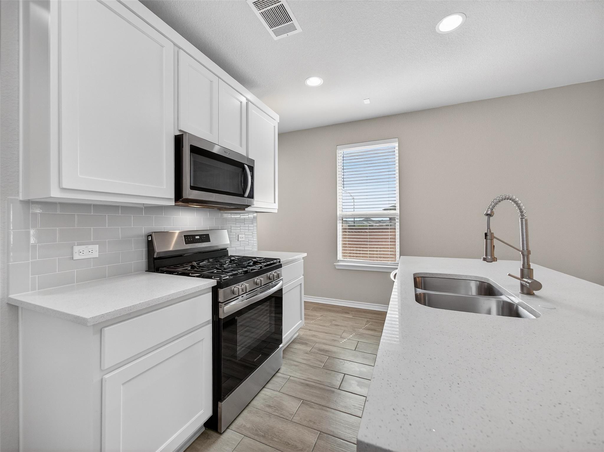 521 Rearing Mare Pass, Georgetown, TX 78626