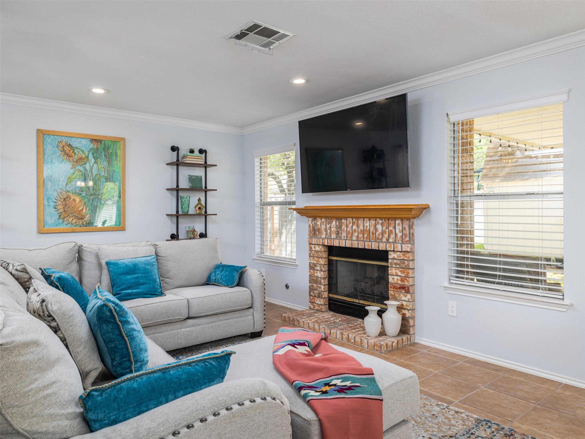 1310 Cedar Crest Dr, Cedar Park, TX 78613